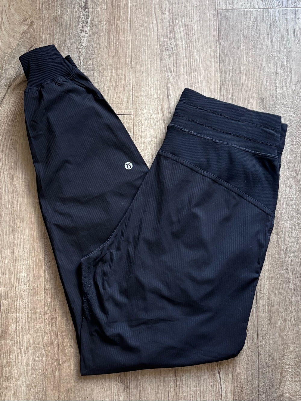 Lululemon Dance Studio Jogger in Black 28”